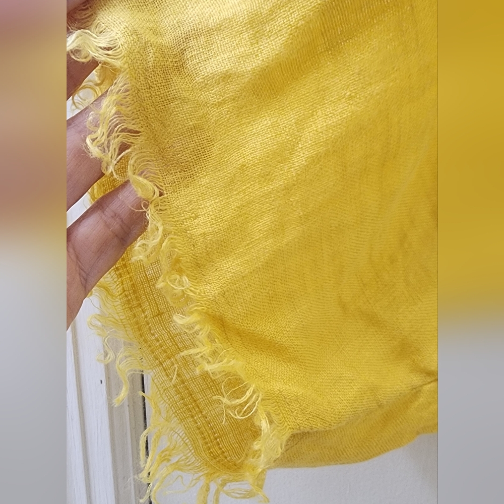 Massimo Dutti Yellow V-Neck Women's Top, Size Medium,‎ Linen. - Picture 6 of 10
